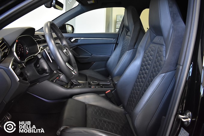 AUDI RS Q3 SPB quattro S tronic